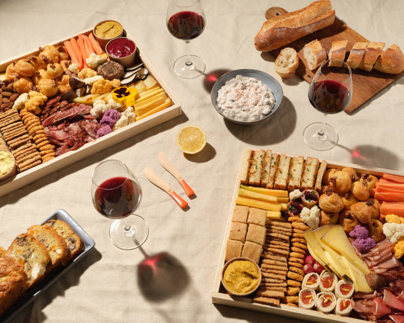Planche charcuterie, fromage et vegan pour accompagner une animation bière